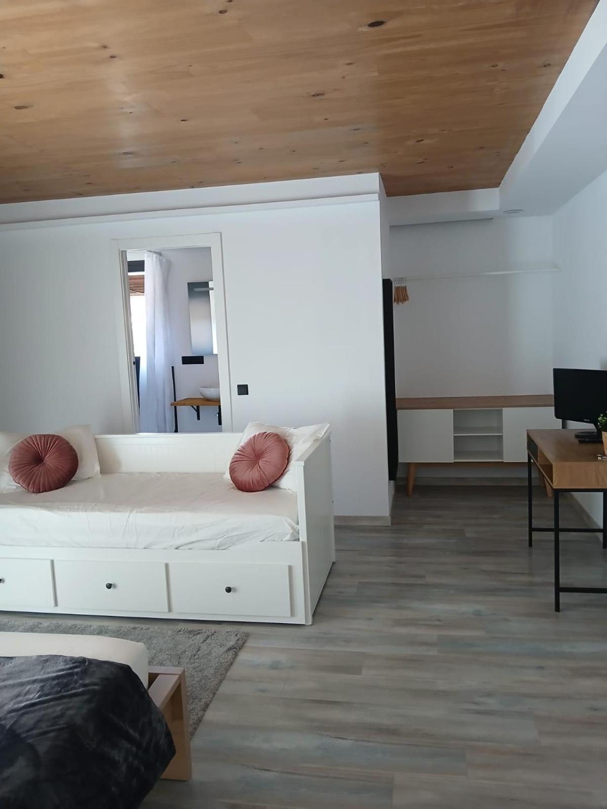 Bibrabe Home 산펠리우데기솔스 외부 사진